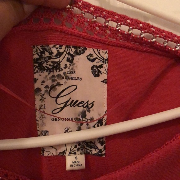 Beautiful dress and very comfy. It’s great for a dinner, date or for a party - Picture 4 of 4